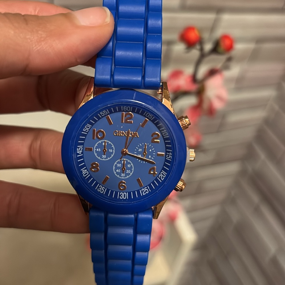 Fashion watch ⌚️💙 - Picture 2 of 7
